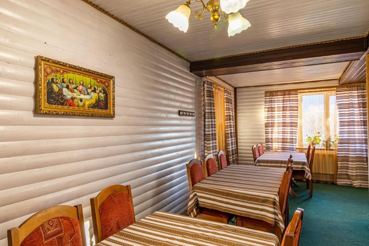 Гуцульська Світлиця Hotel Bukovel Exterior photo